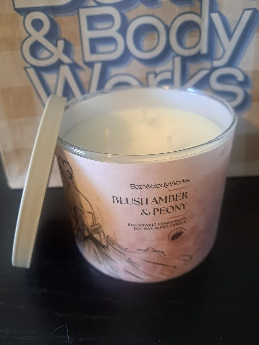 Bath & Body Works blush amber